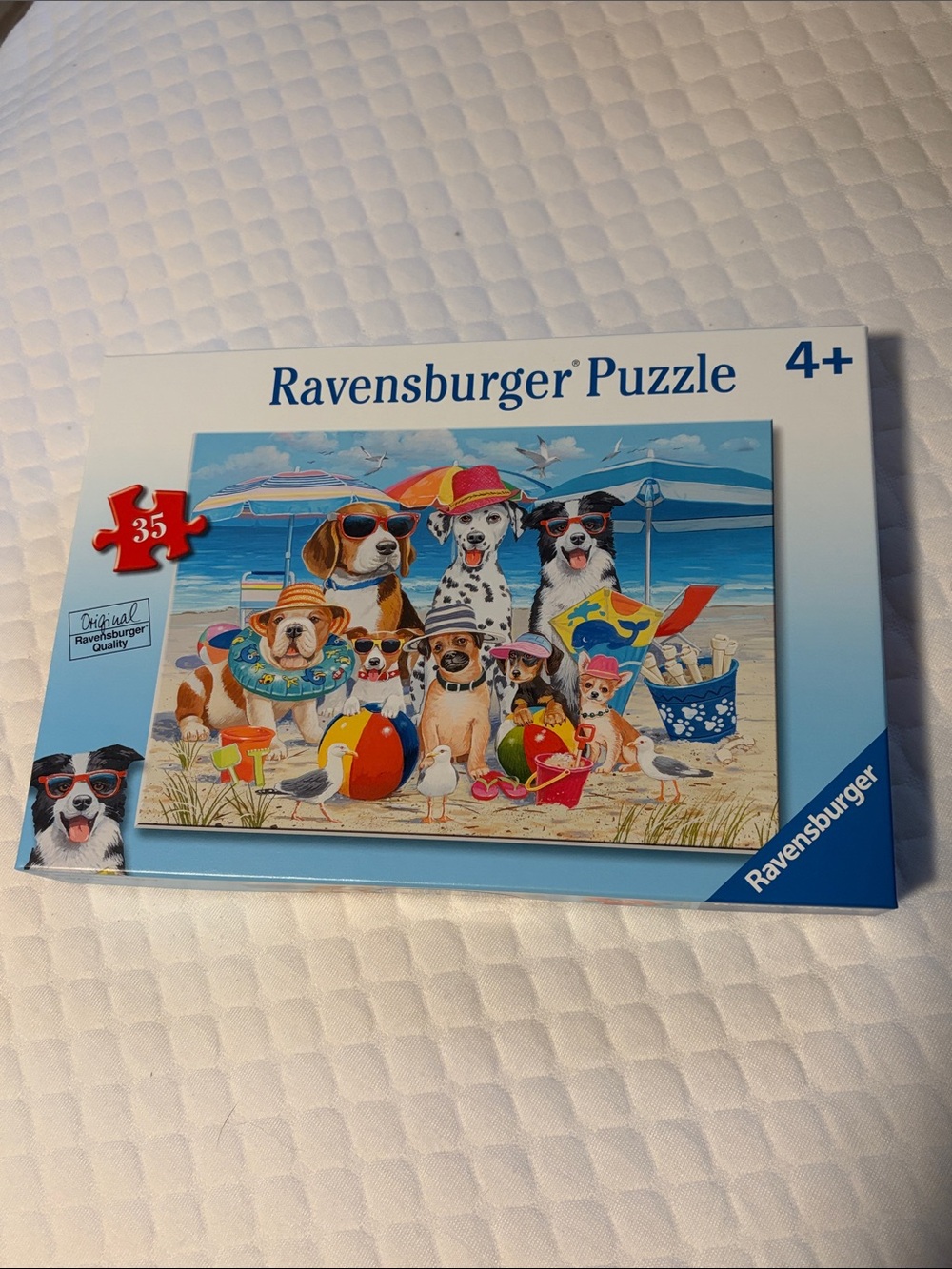 NIB Ravensburger Puzzle Beach Buddies Dogs 35 piece